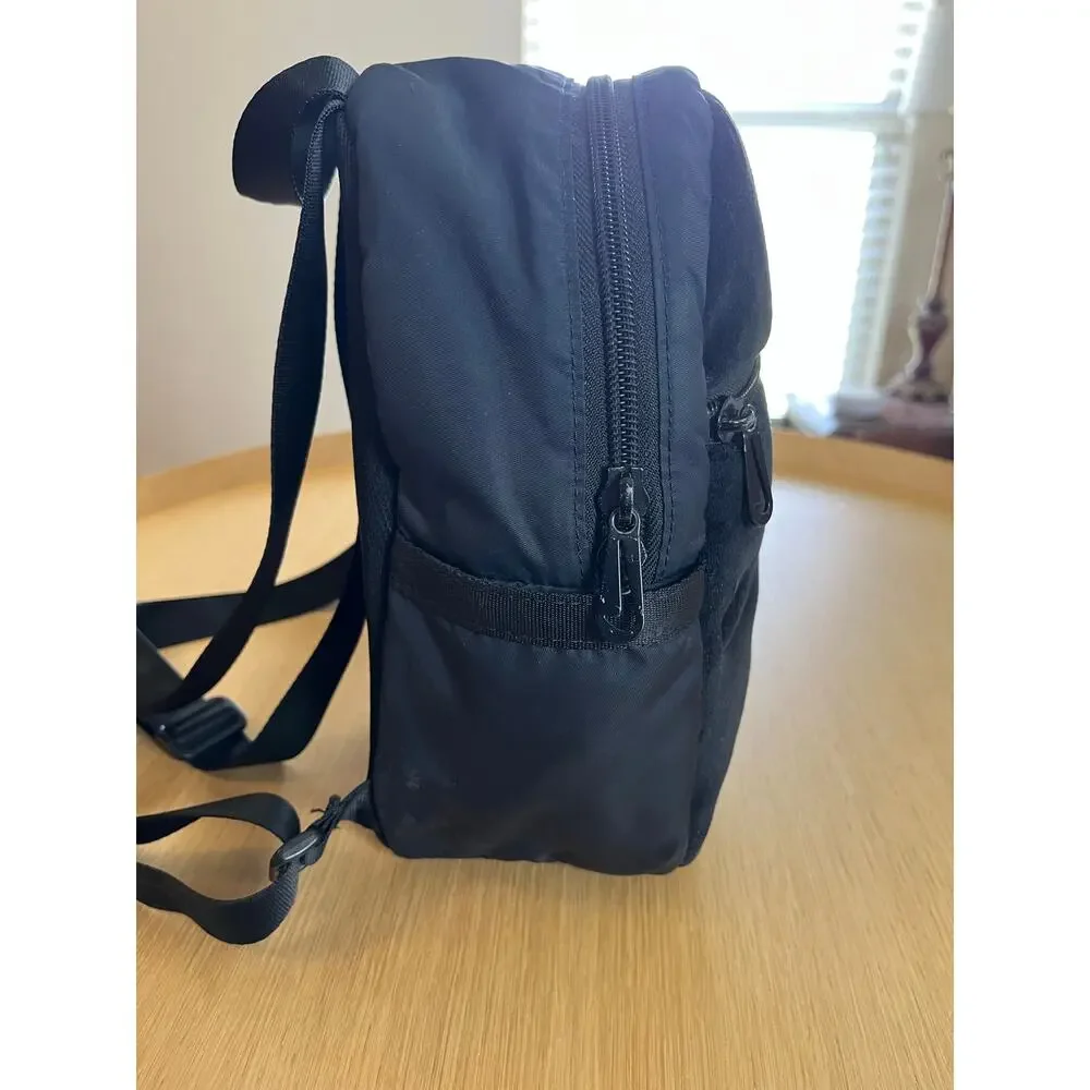 Nike | Sportswear Futura 365 Mini Backpack Black Velvet Front